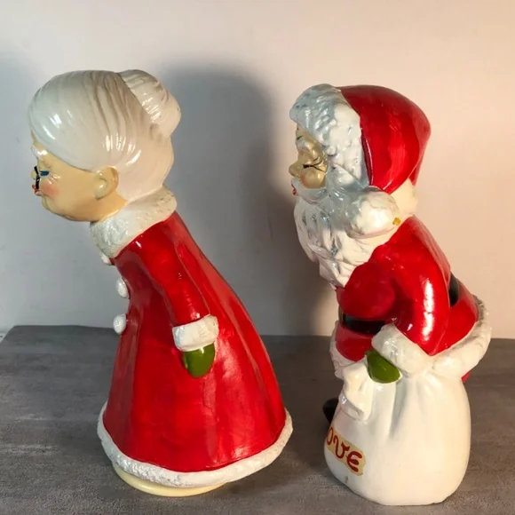 Vintage Mr. & Mrs. Santa Claus Musical Kissing 8”Christmas Rare Japan HTF - Picture 9 of 13